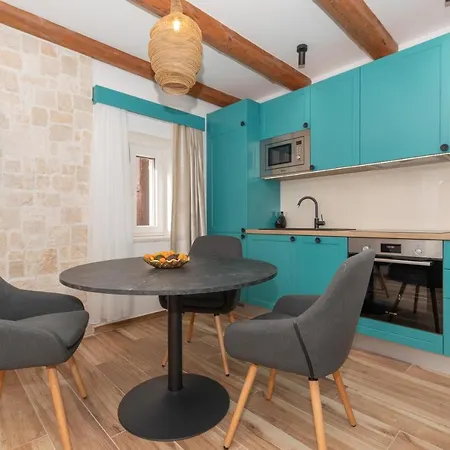 Ivka - Modern&luxurious Oldtown Makarska
