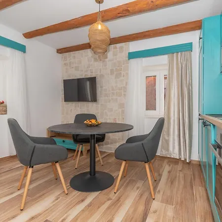 Ivka - Modern And Luxurious Oldtown Διαμέρισμα *