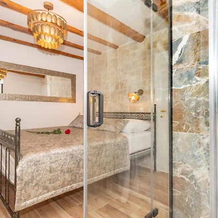 Lejlighed Ivka - Modern And Luxurious Oldtown *